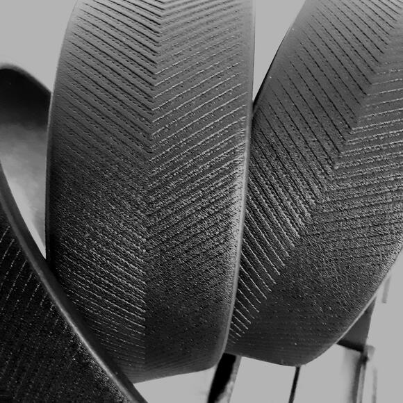 Denizen From Levis Black Chevron Ribbed Belt Medium 32-36 Waist Faux Leather - Picture 10 of 13